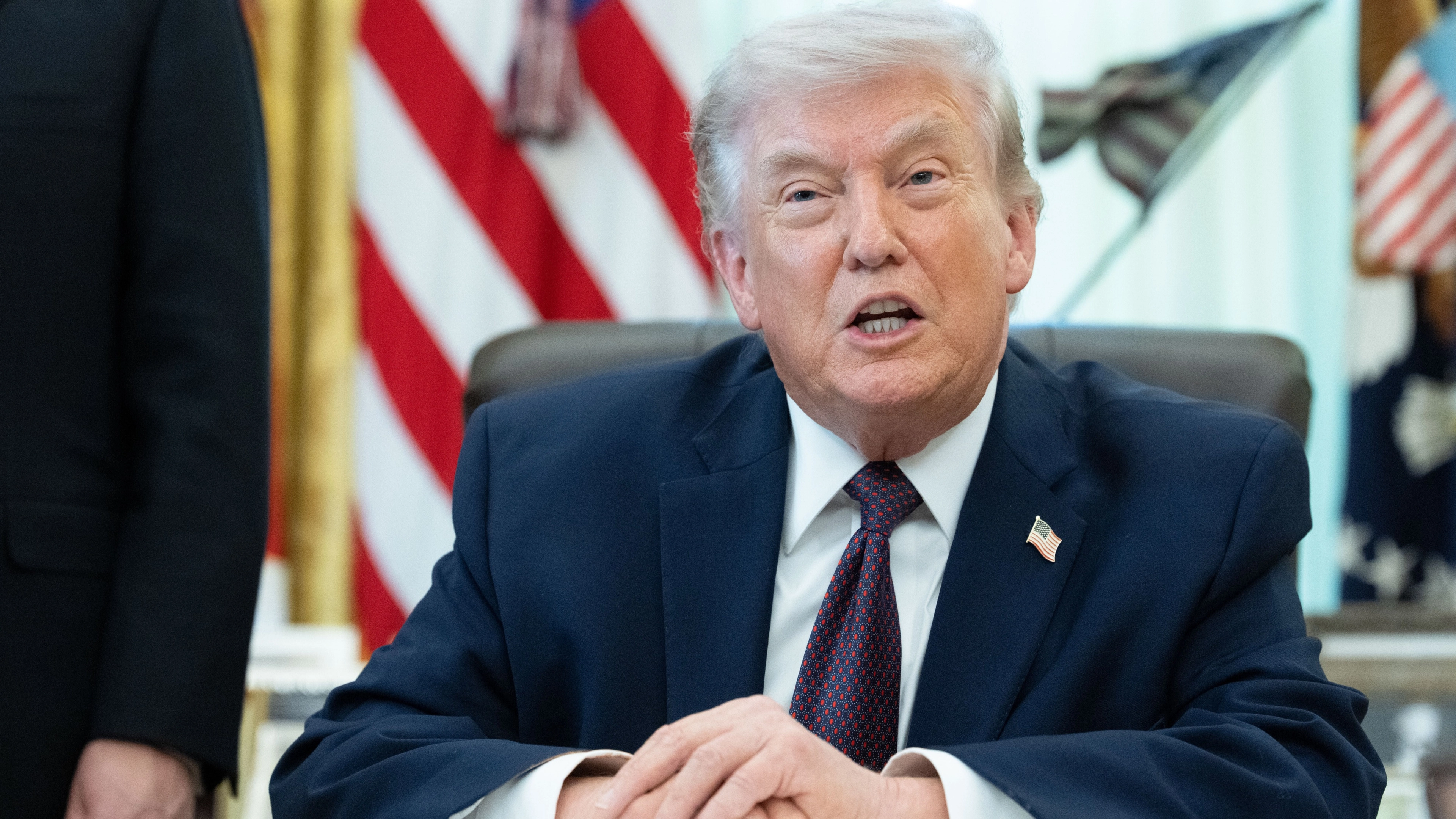 Donald Trump compares himself to Jesus in baffling Easter speech