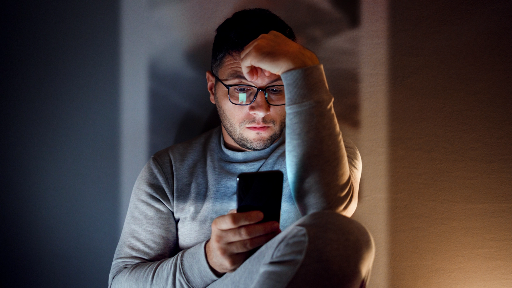 Expert issues warning to addicts as 'most harmful social media platform' is revealed