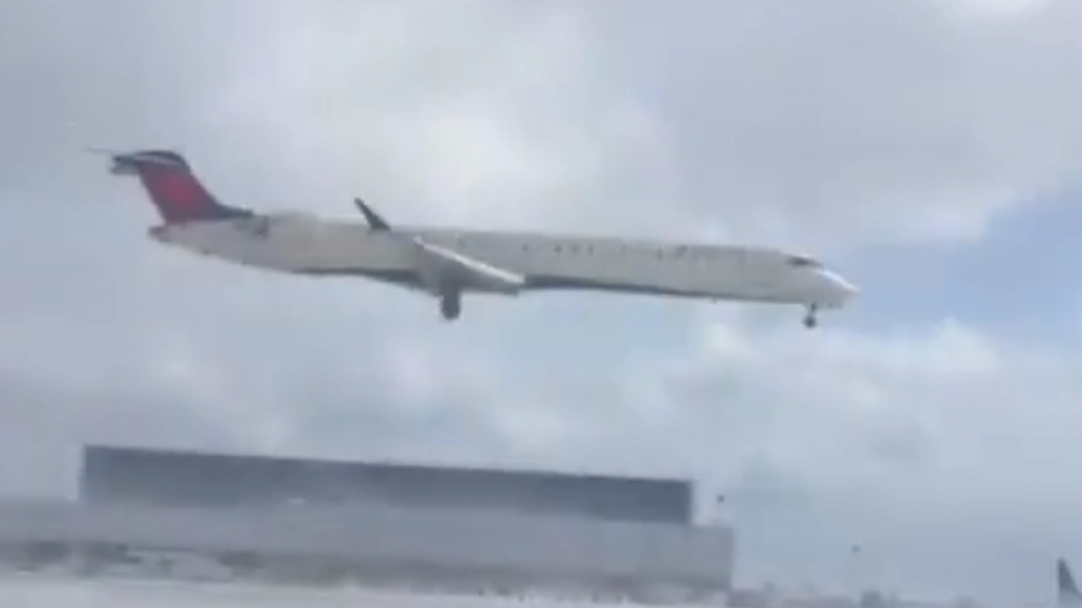 Aviation expert details key factors in Delta crash that saved lives as plane flipped upside-down