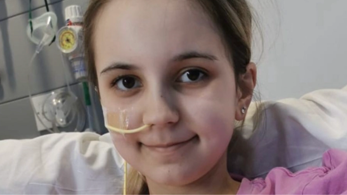 Woman, 21, diagnosed with disease that left her vomiting feces after doctors dismissed it as another disorder