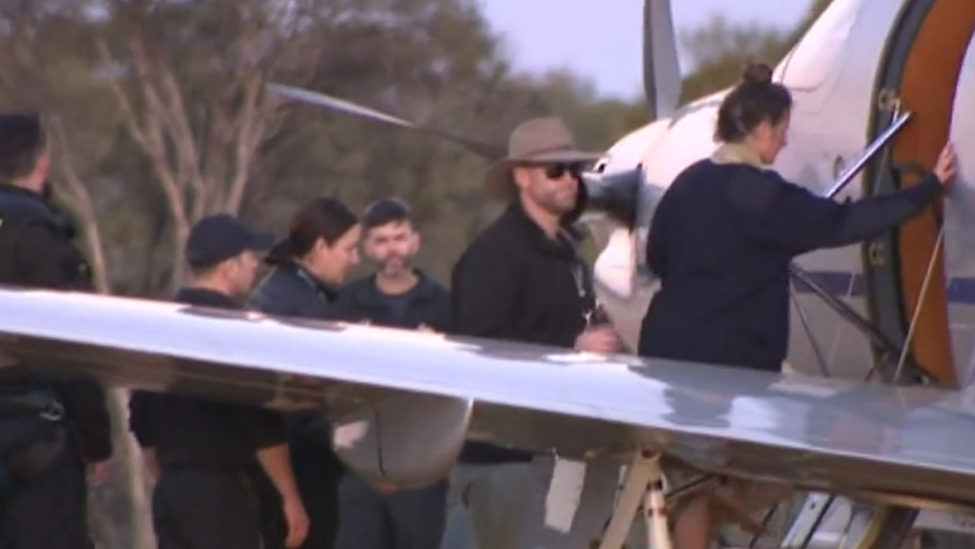 Backpacker found alive after being completely lost for 12 days in the Australian Outback