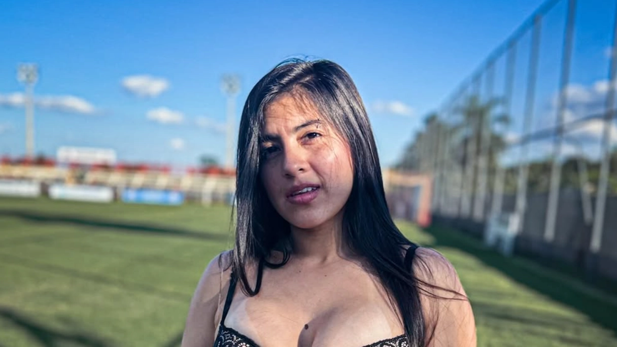 Photographer forces football club into u-turn over ban targeting her outfits