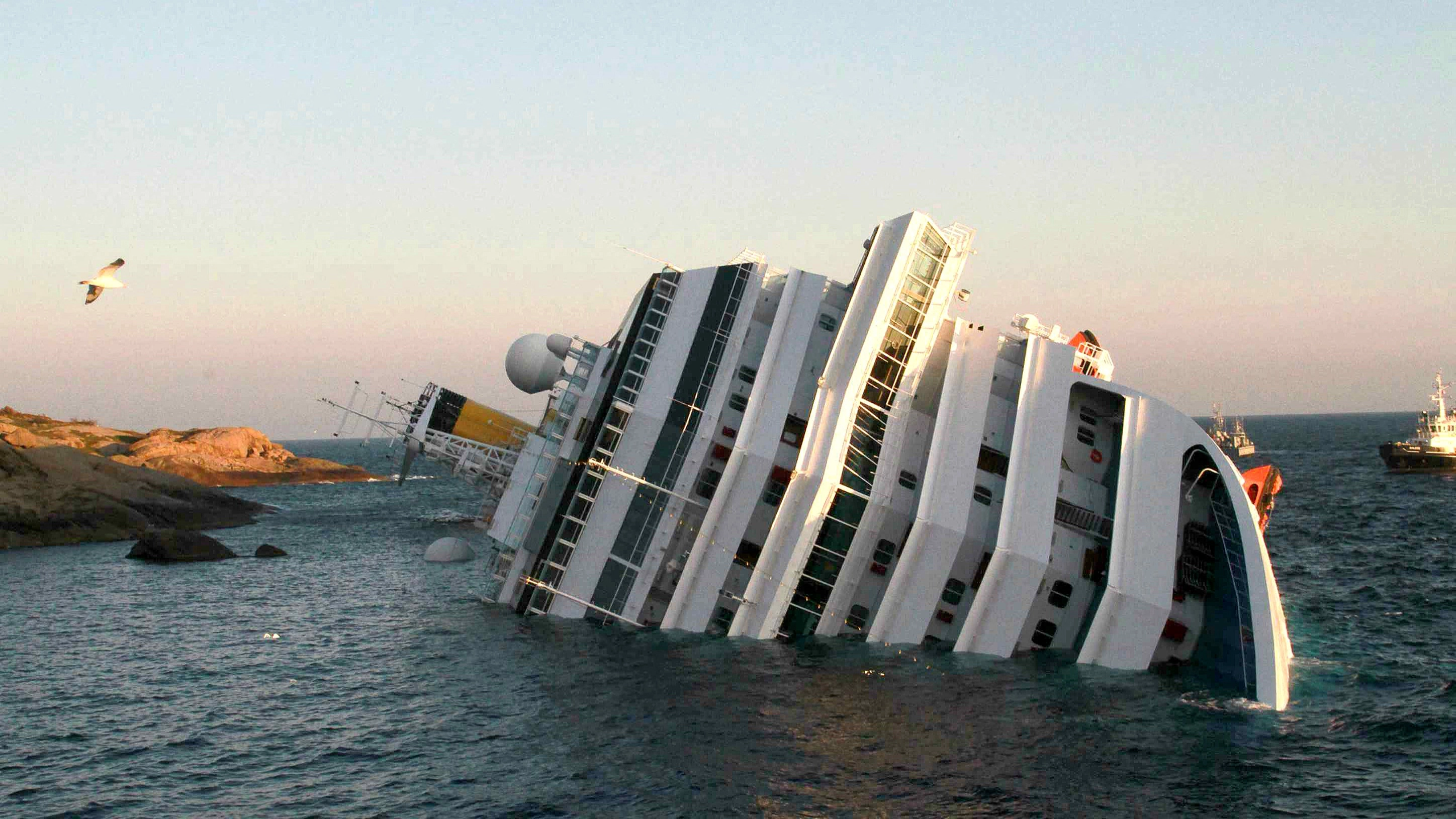 Tragic story of the Costa Concordia cruise disaster that killed 33 passengers