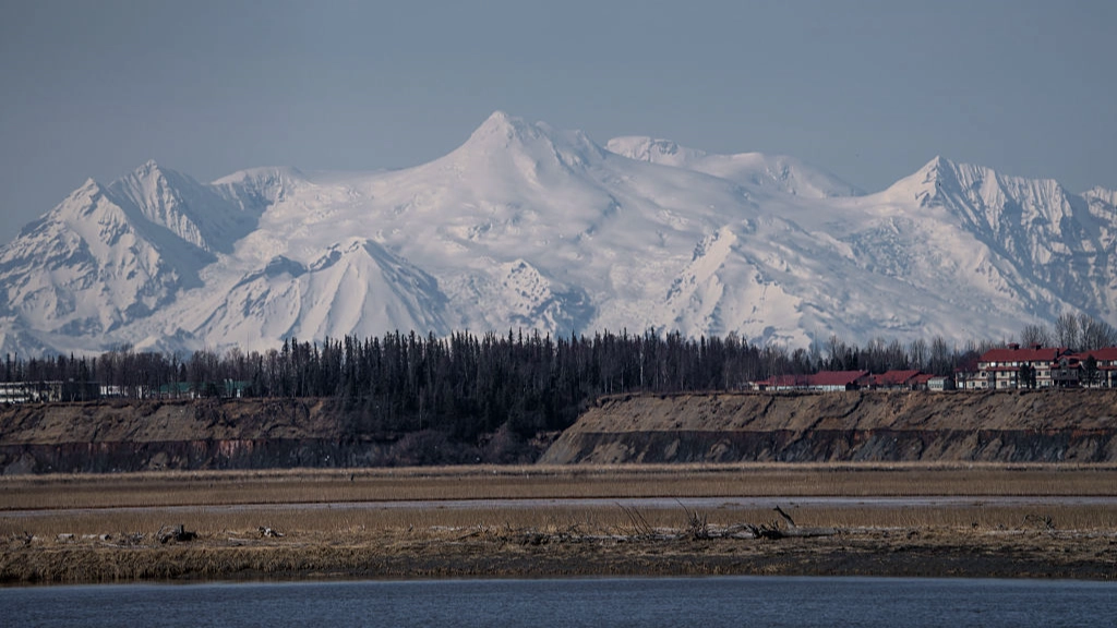 Huge volcano in US could cause major disruption as scientists say it’s ‘moving close to eruption’