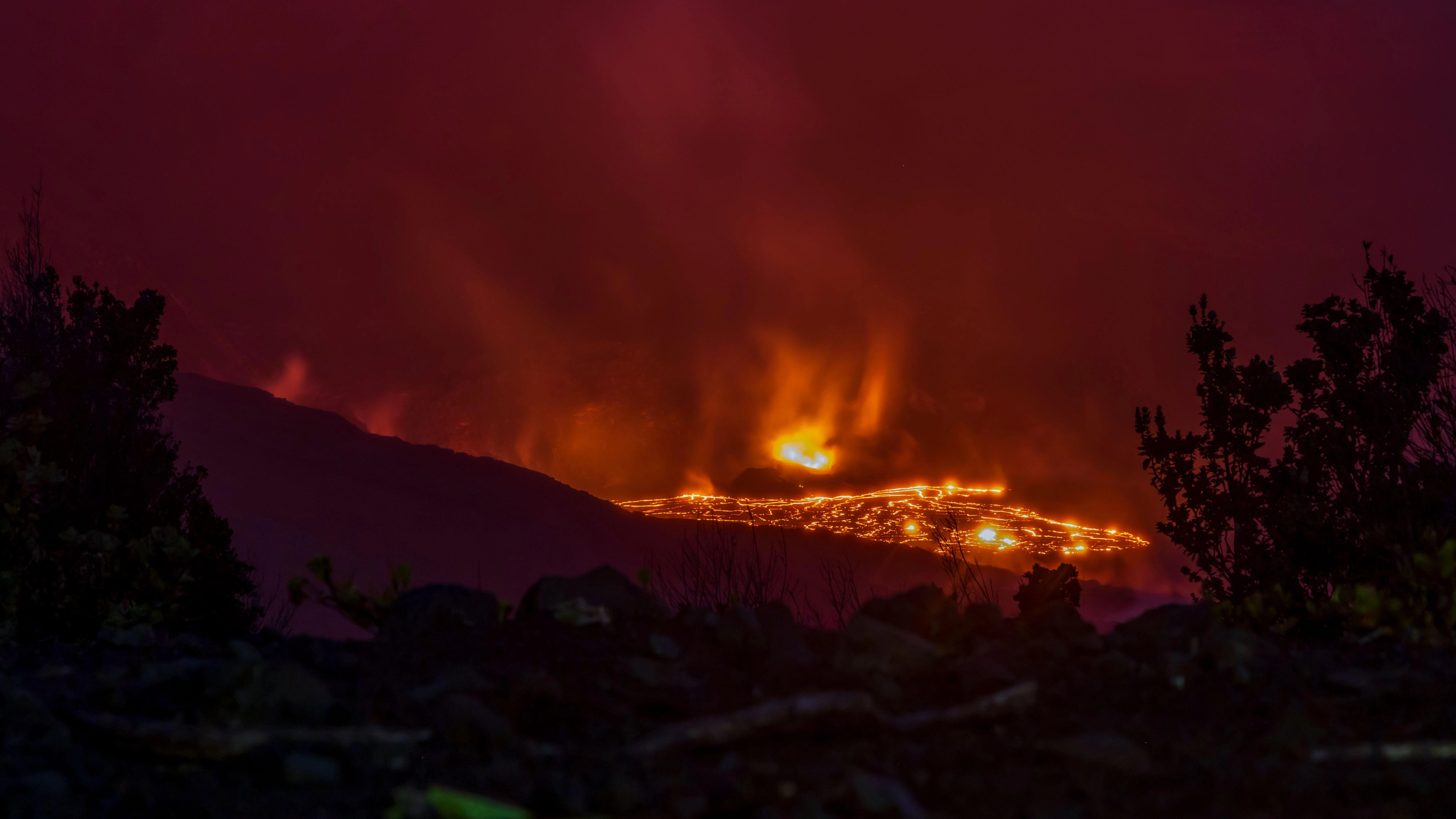 Man, 75, Dies After Falling Into Hawaii Volcano From Viewing Platform