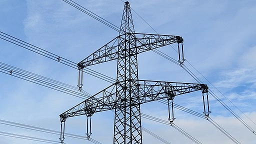 Man Sent Two Trillion Pound Cheque After Being Without Power For A Few Days