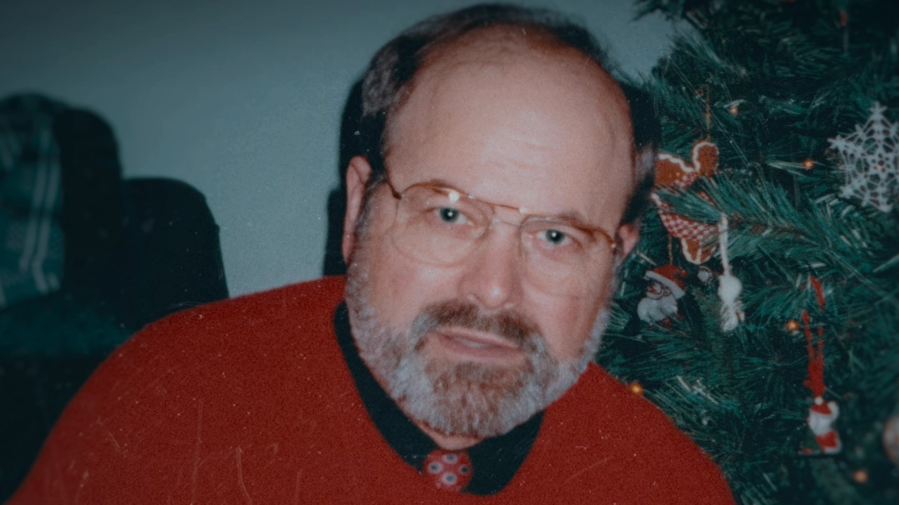 Disturbing meaning behind photos of BTK Killer tying himself up in woman's clothing