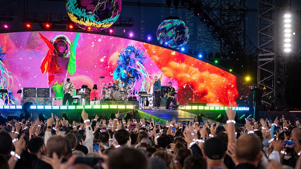 Coldplay fans rush to buy last-minute Craven Park tickets after 'stunning' performance from Chiedu Oraka