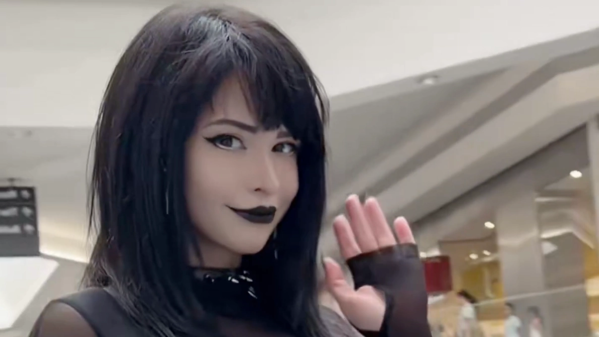 Goth baddie Pinkchyu 'looks unrecognisable' in N3on stream compared to ...