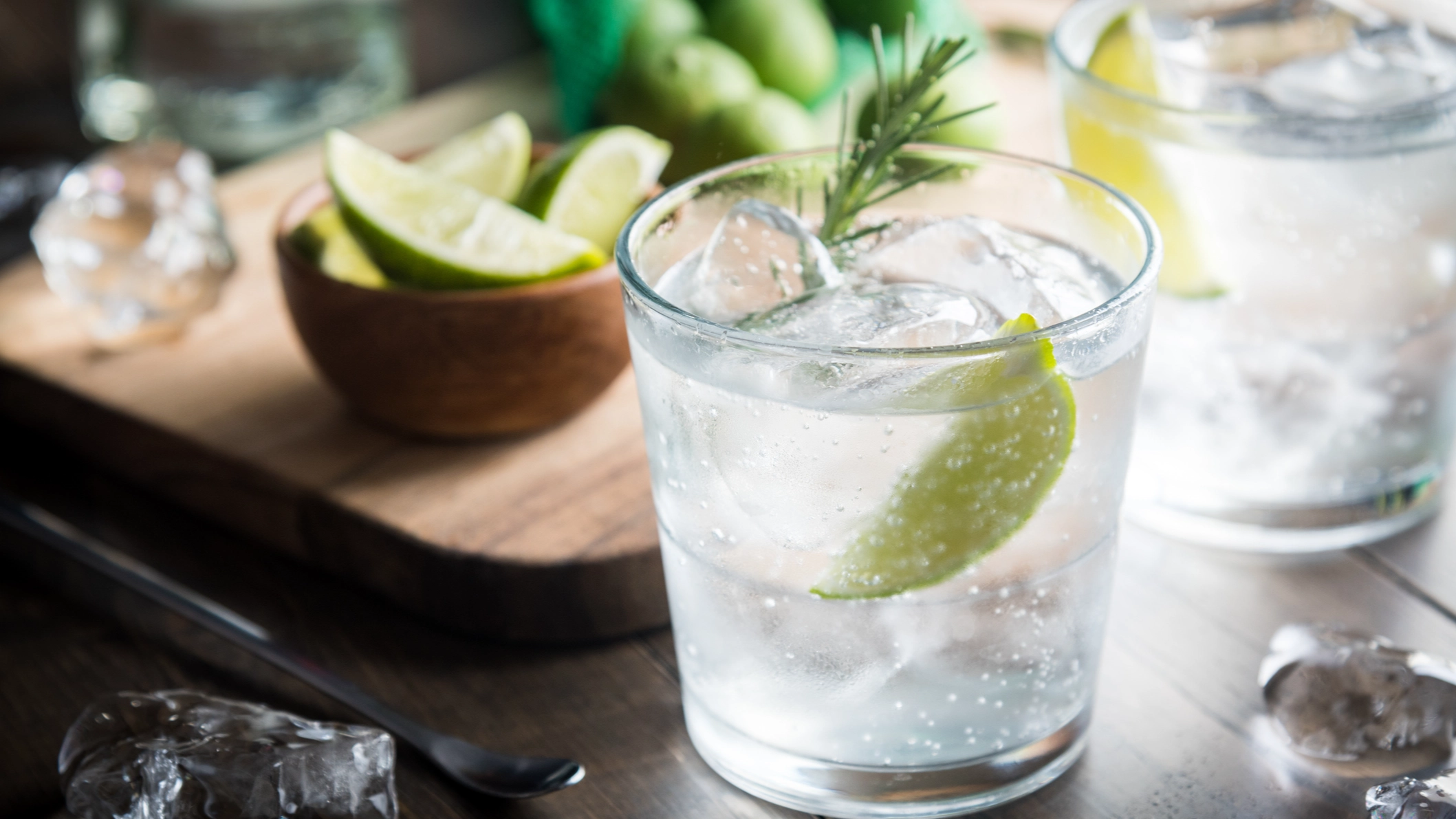 Doctor explains why you should never have ice in your drink at a restaurant