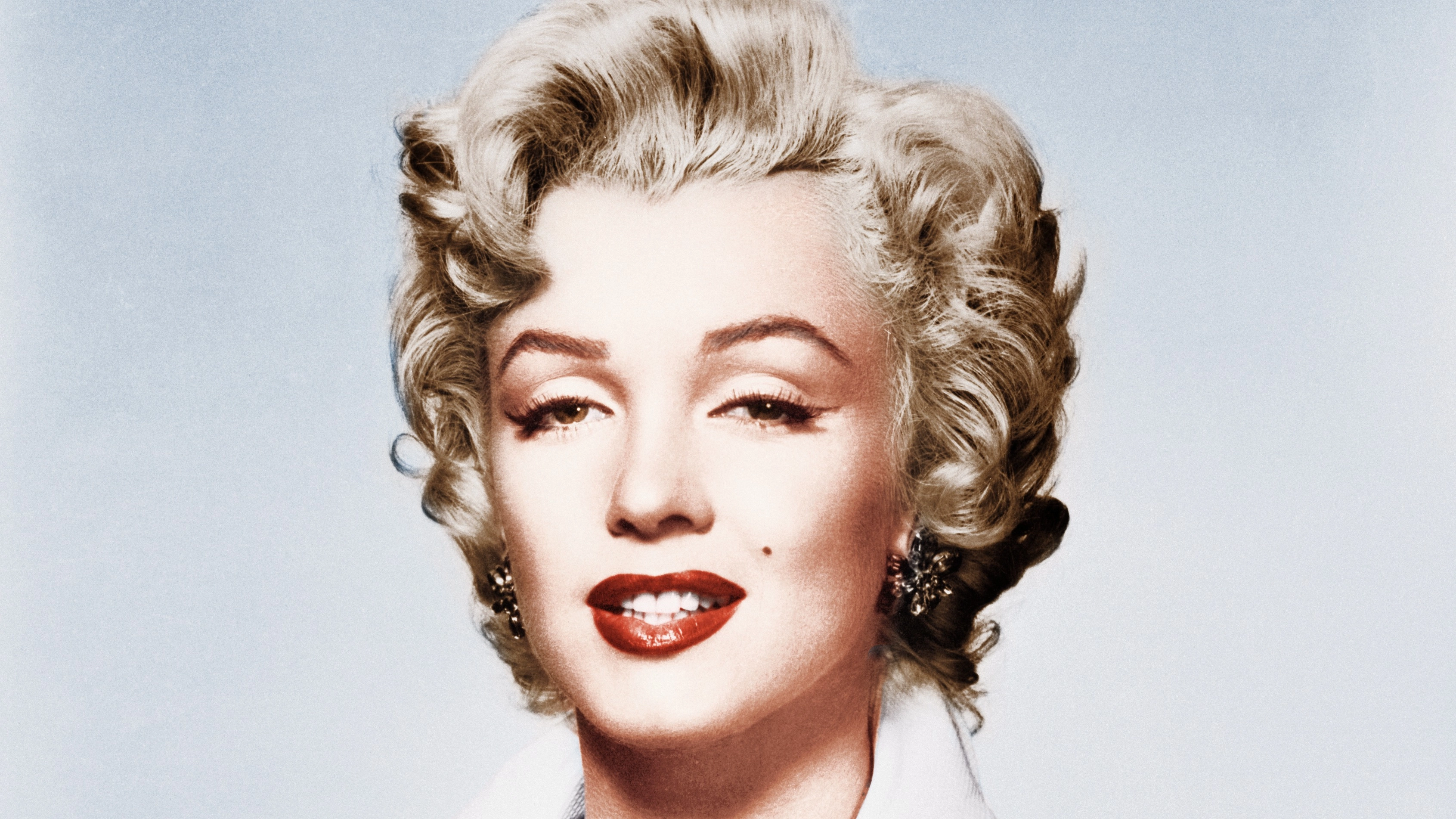 Marilyn Monroe conspiracy theories explained after coroner makes bombshell claim about death