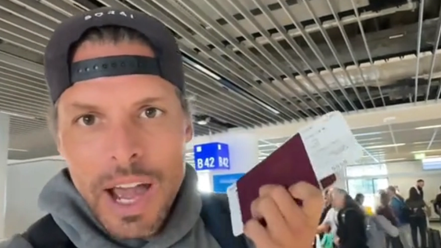 Man flying to US showed reality of what happens if you get 'kiss of death' SSSS tag on your boarding pass