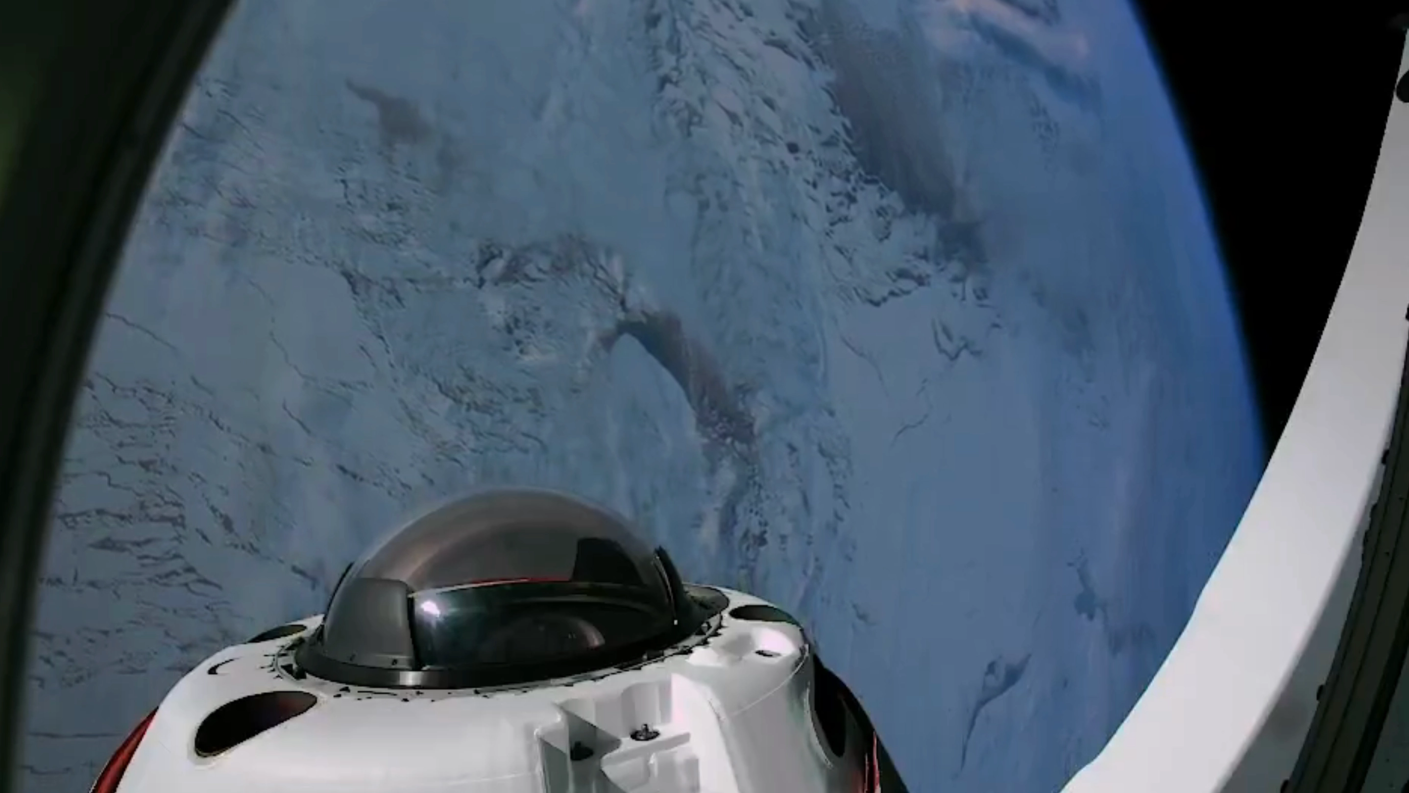 Reason why humans haven't orbited poles of Earth before as SpaceX crew make history