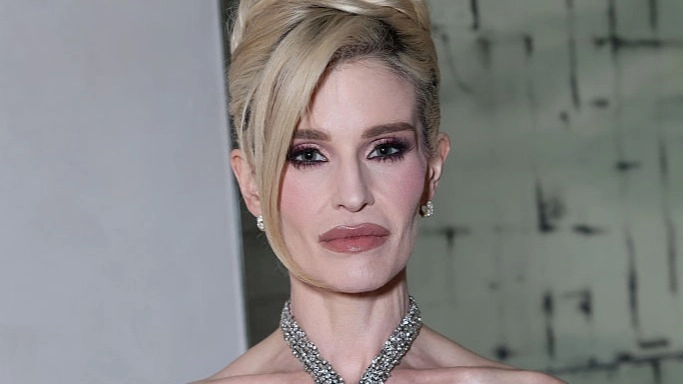 Kelly Osbourne slams 'disgusting' comments about weight loss after concerns she is growing 'ill'