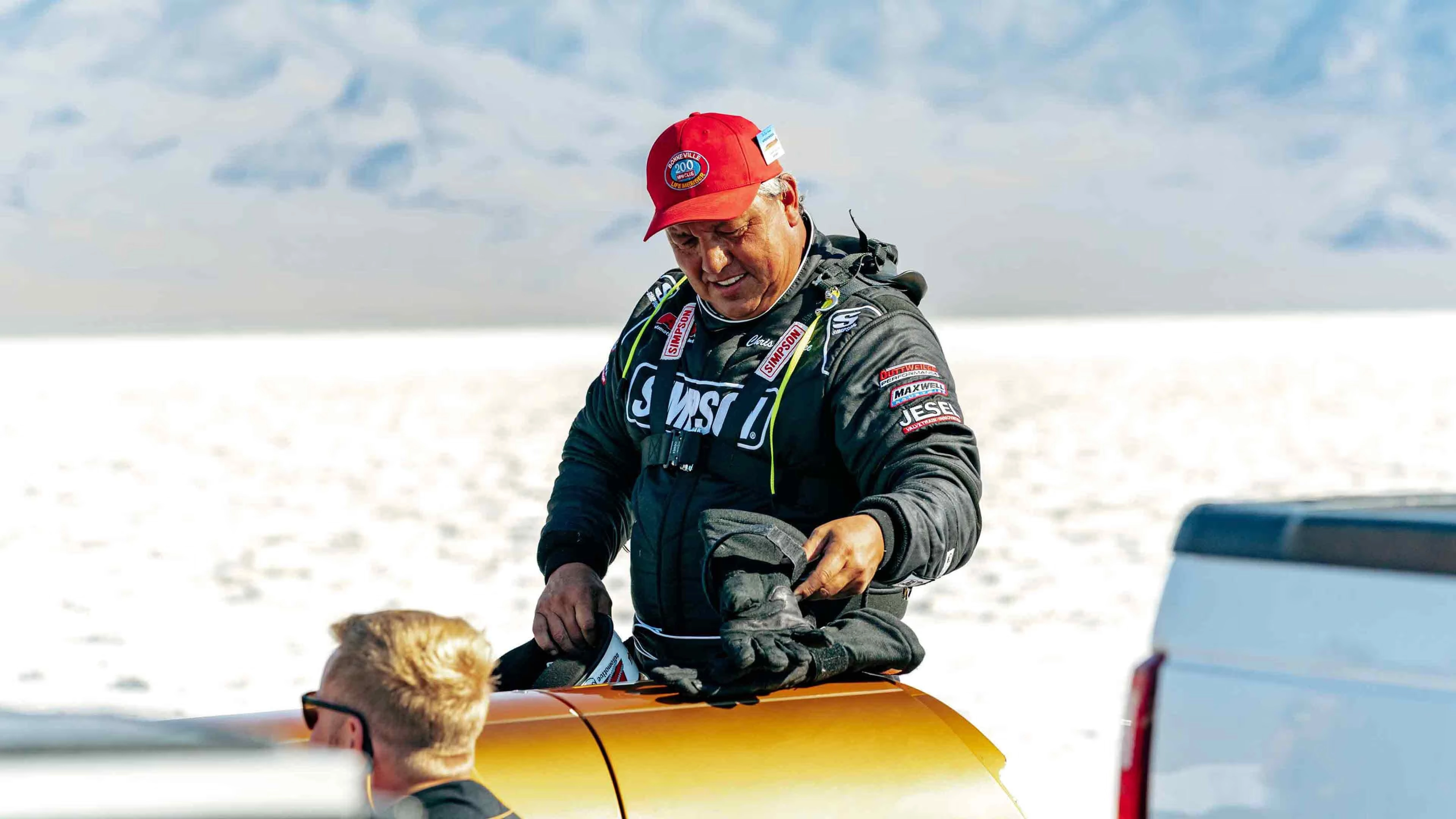 Veteran race driver dies in 283mph crash while trying to set speed record at famous event