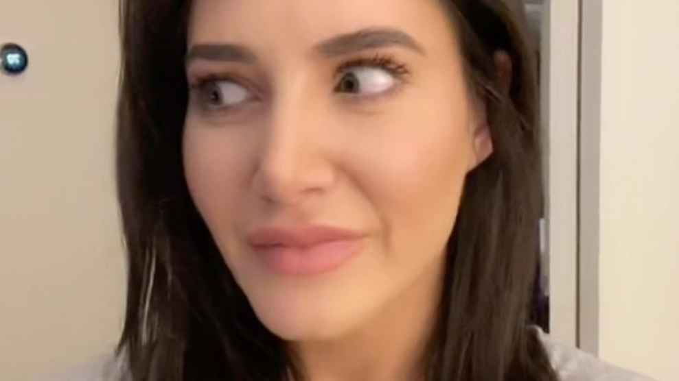 American Woman Questions Why Her Husband Keeps His Pyjamas Under The Pillow