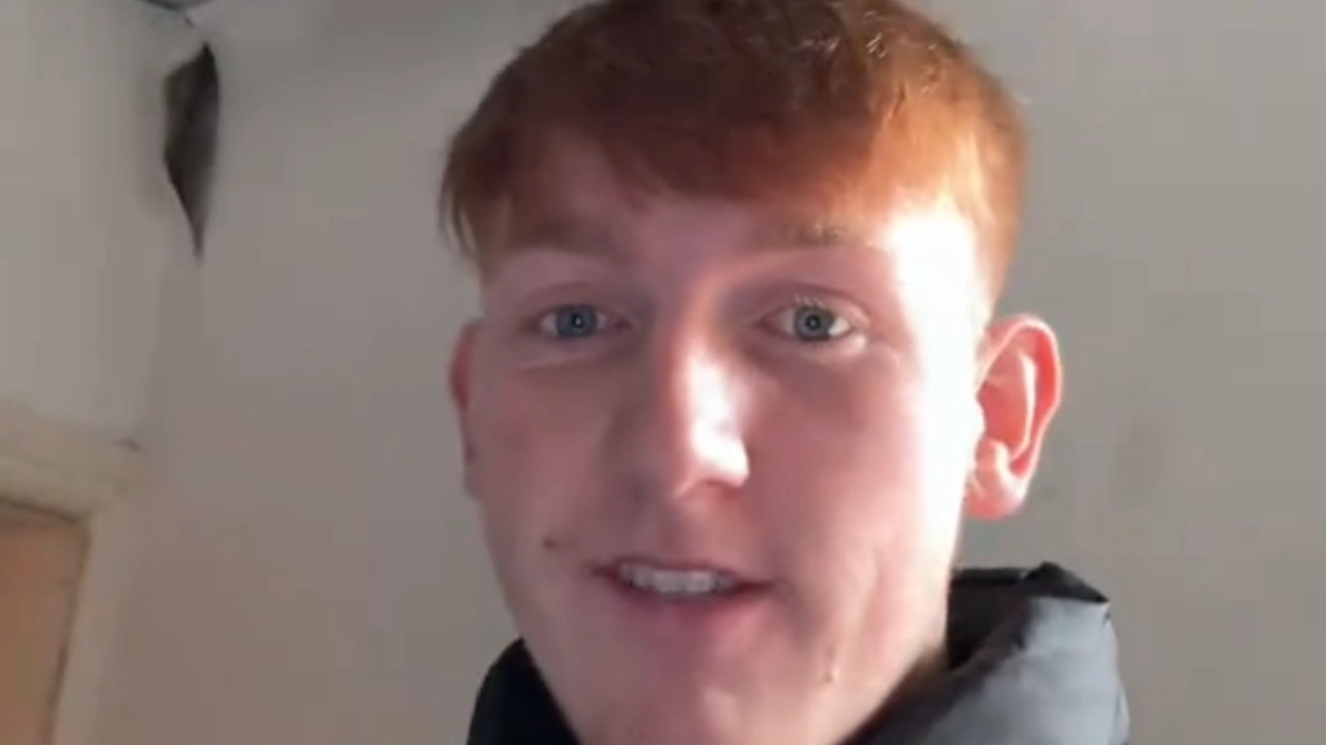Angry Ginge shared reality of room where he became famous with mouldy wallpaper and pub carpet