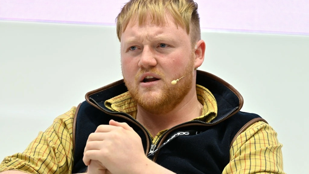 Incredible amount Kaleb Cooper made last year as he plans to buy own farm