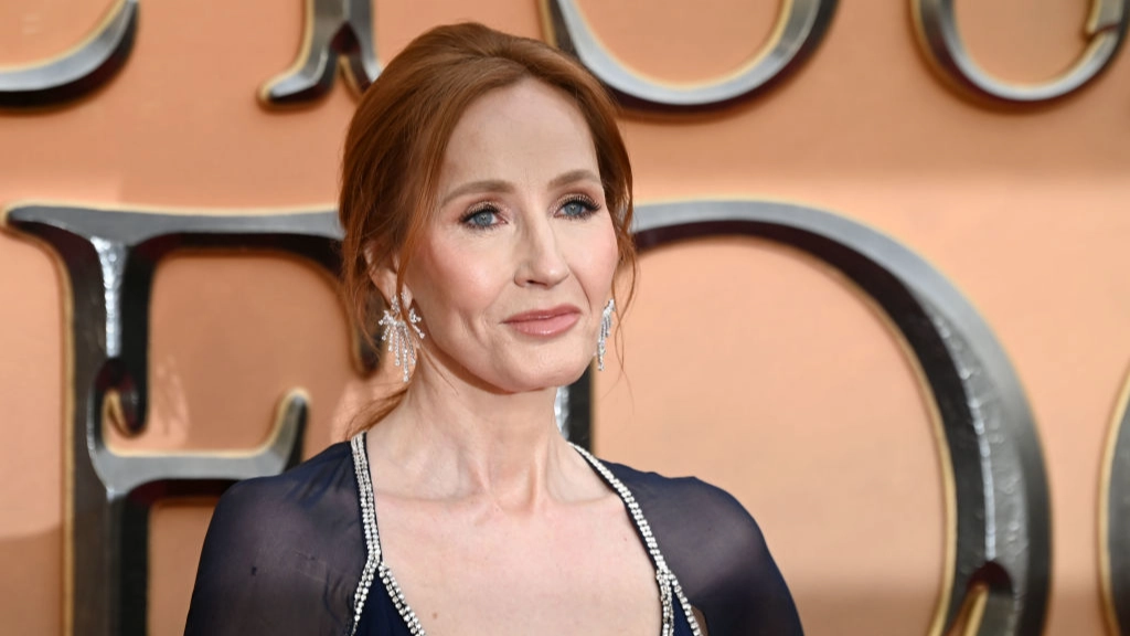 JK Rowling gave away £63 million after seeing photo of a boy that left her incredibly moved