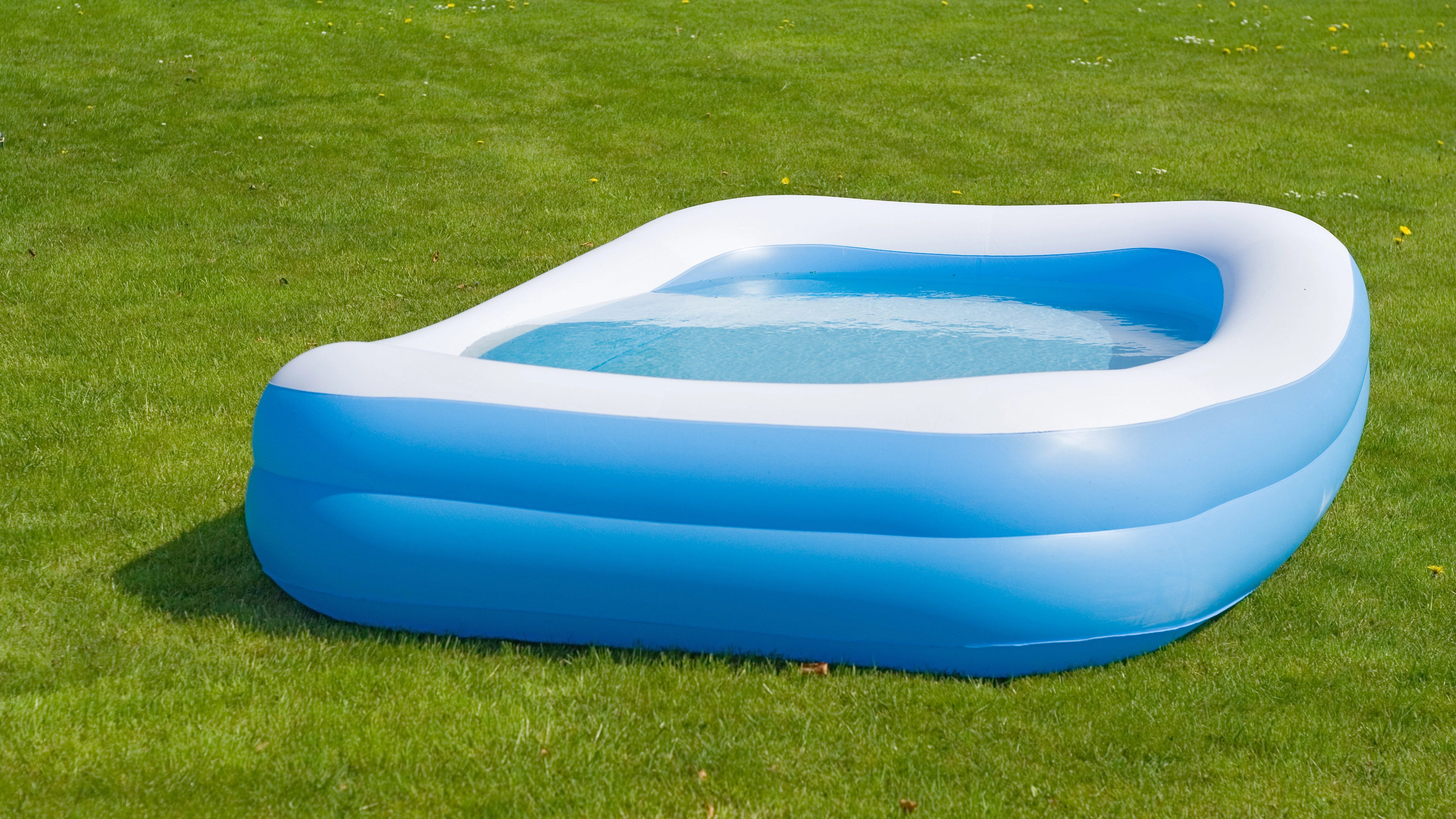 The heatwave's coming - here's how to get an inflatable pool before it hits