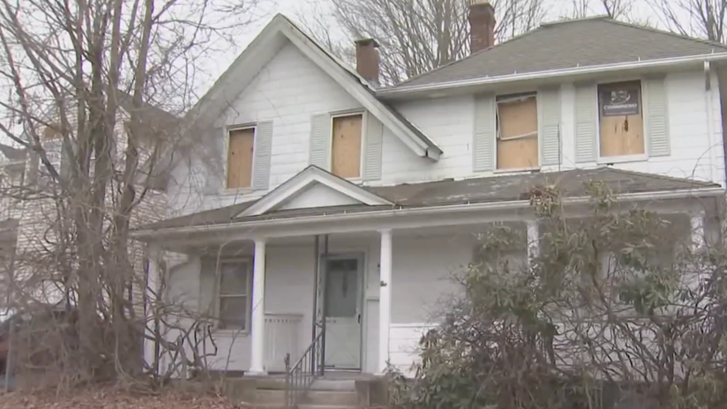 Why stepson wasn't reported missing after being 'held captive' by mum for 20 years in 'house of horrors'
