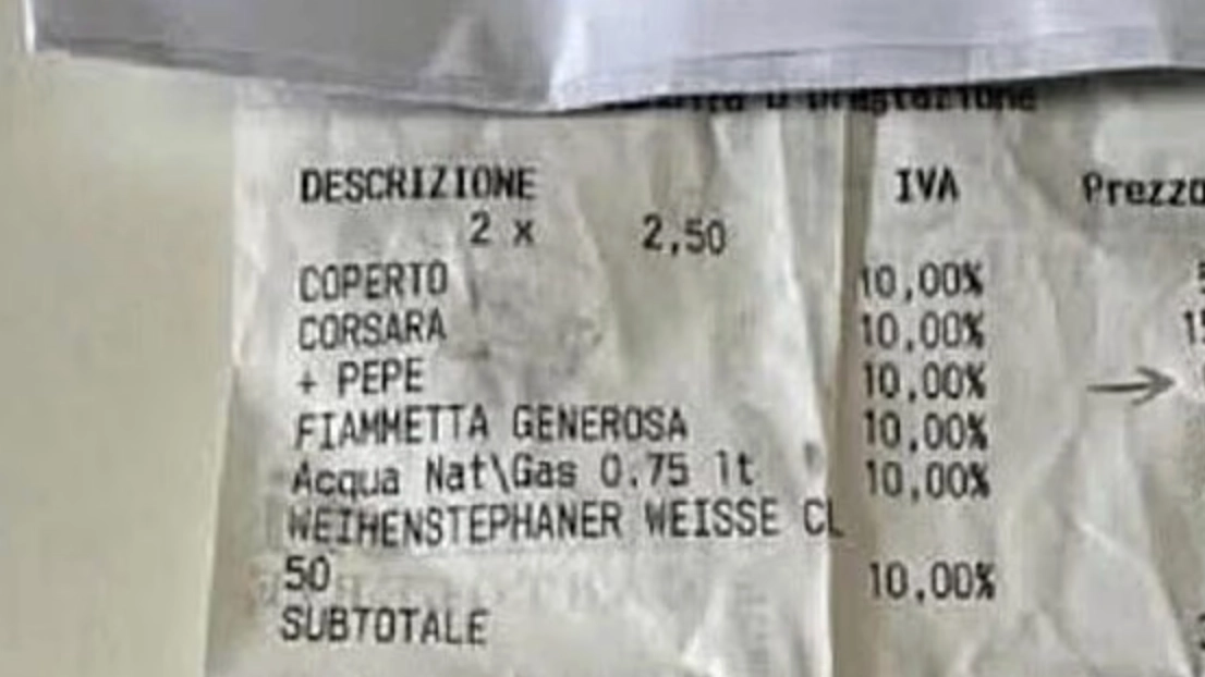 Furious diner shares receipt after restaurant at tourist hotspot adds 'crazy' extra charge to bill