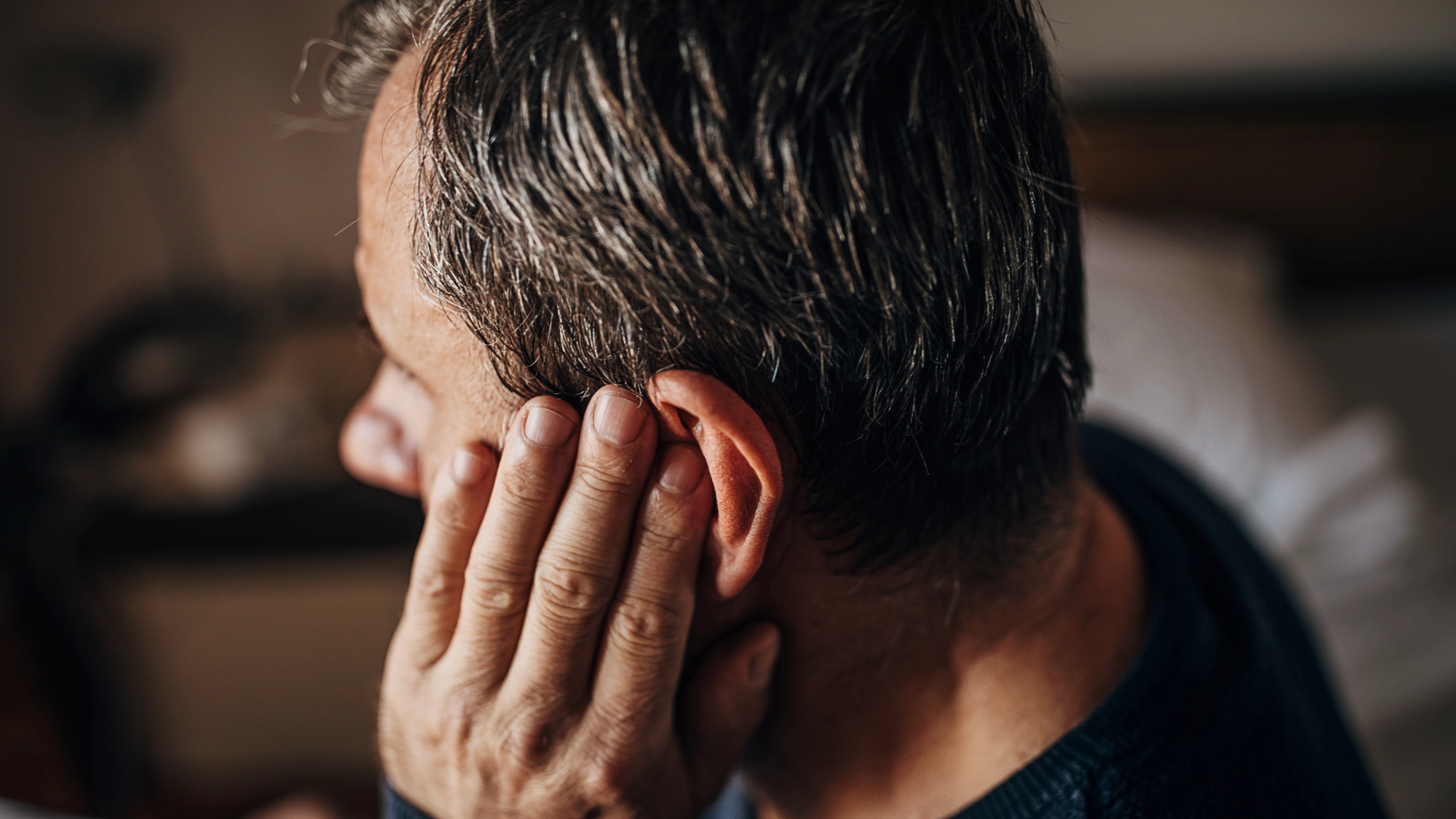 Doctor issues warning to anyone who hears 'heartbeat' in their ears