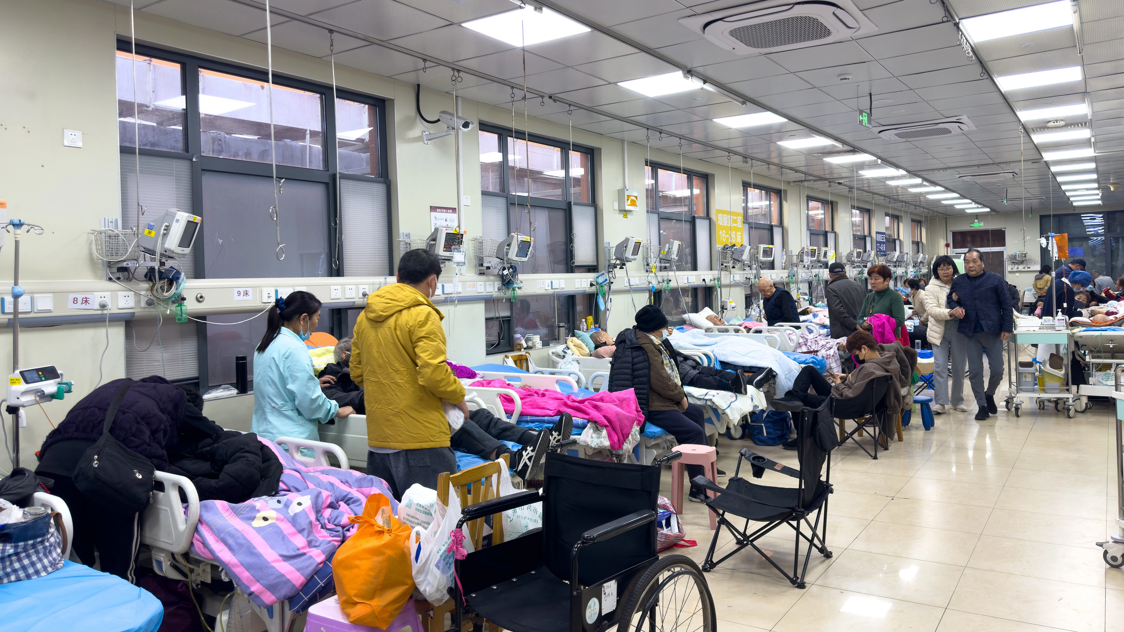 Warning issued after 'terrifying virus' takes over Chinese hospitals