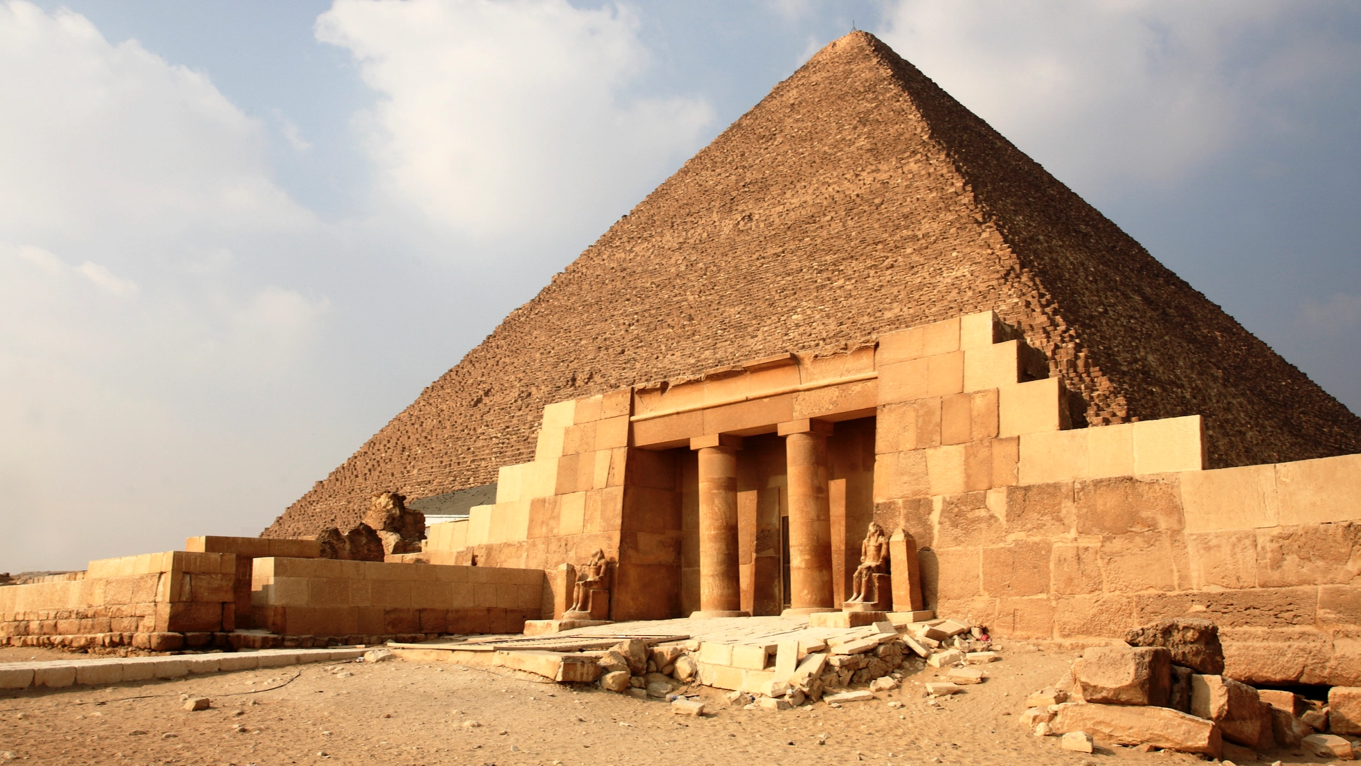 British researcher claims he's found tomb of Jesus below Great Pyramids of Giza