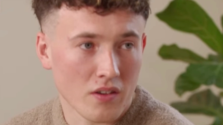 Man, 29, who will develop dementia when he's 40 opens up on 'cruel' reality he's facing
