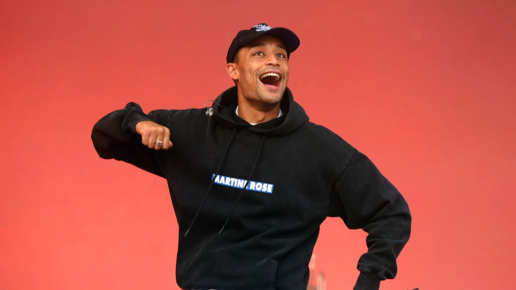Exact timing of Loyle Carner UK tour presale - with three Manchester dates up for grabs