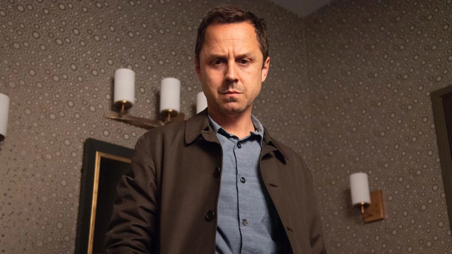 Viewers hooked by 'masterpiece' detective thriller with 96% Rotten Tomatoes score that has just landed on Netflix