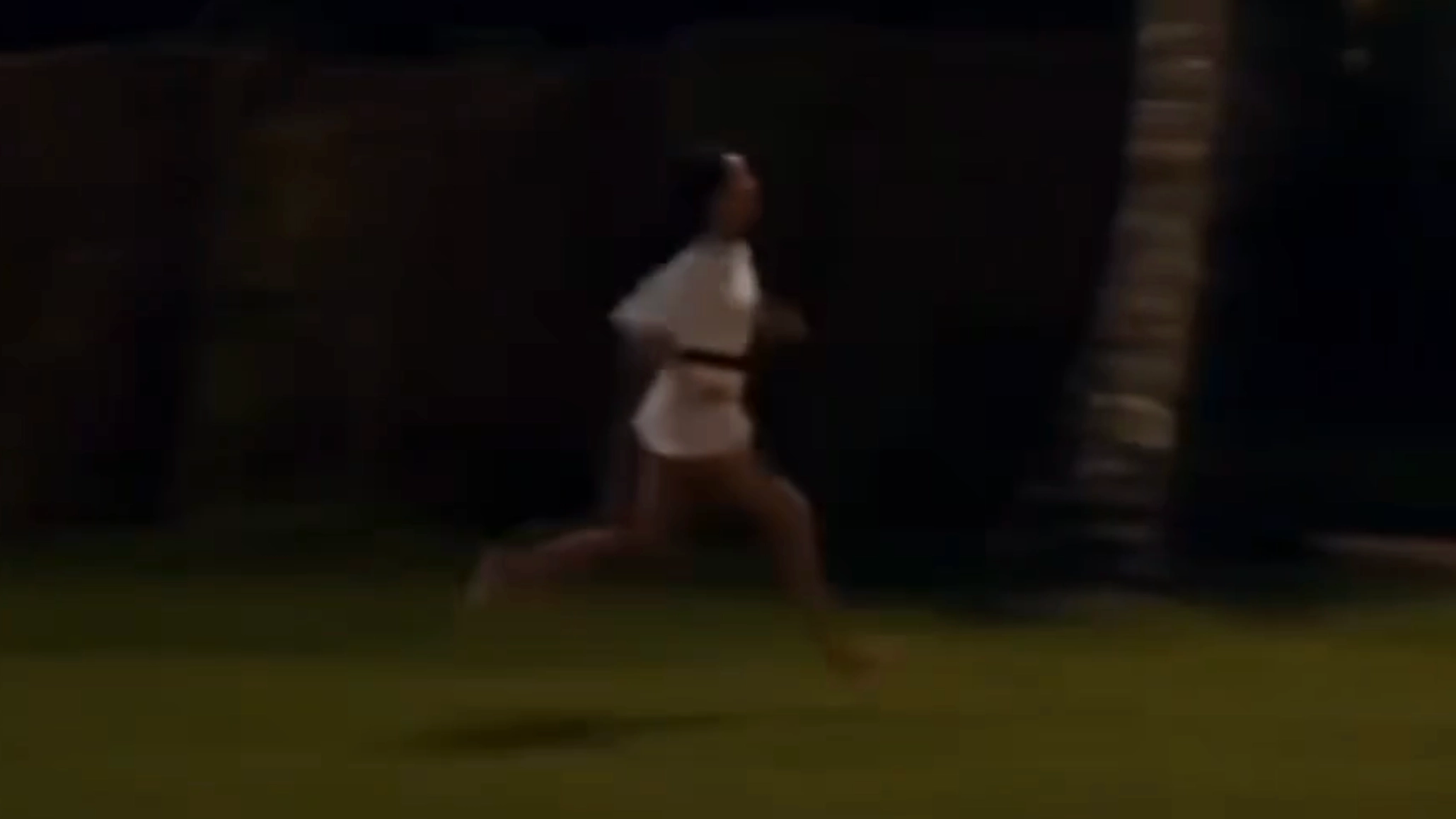 Girlfriend's dramatic response after boyfriend watches her in bed with another man in 'greatest scene in history'