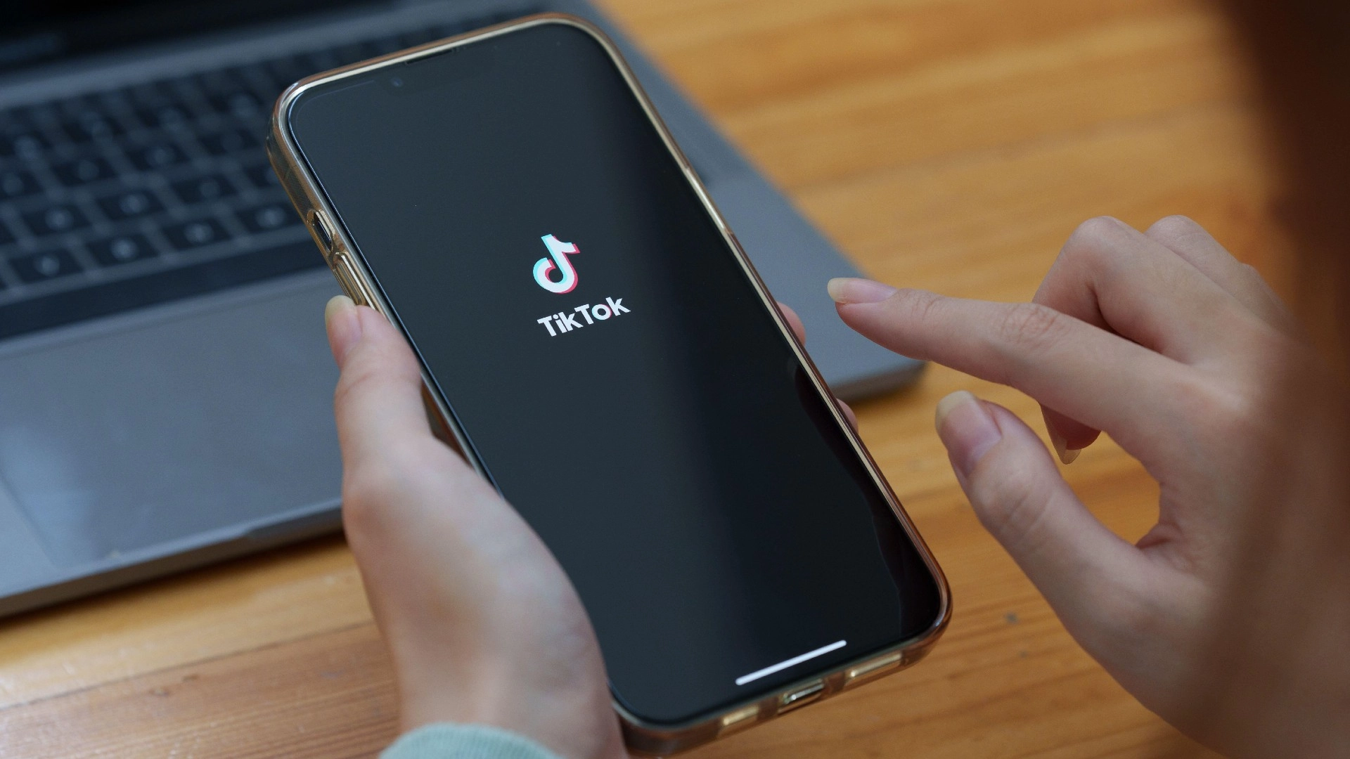 What Does SW Mean On TikTok?