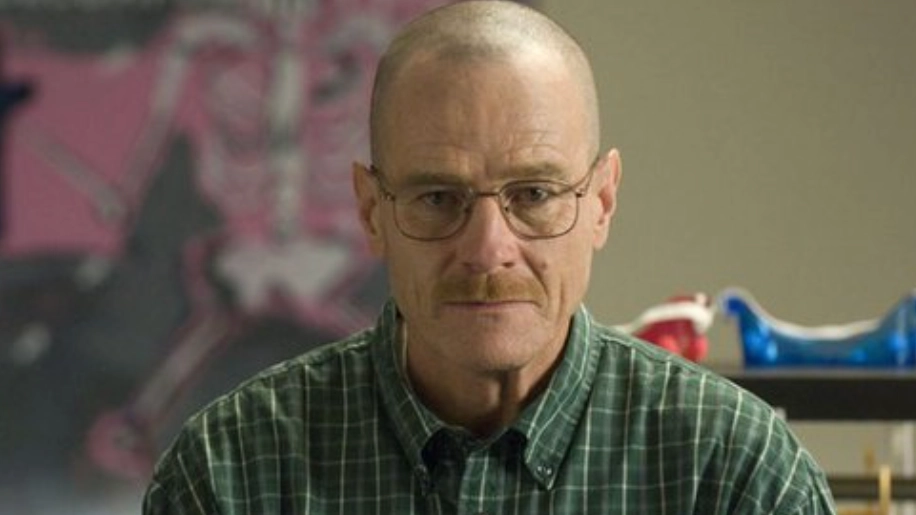 Dark reason Walter White was always wearing green clothes in Breaking Bad