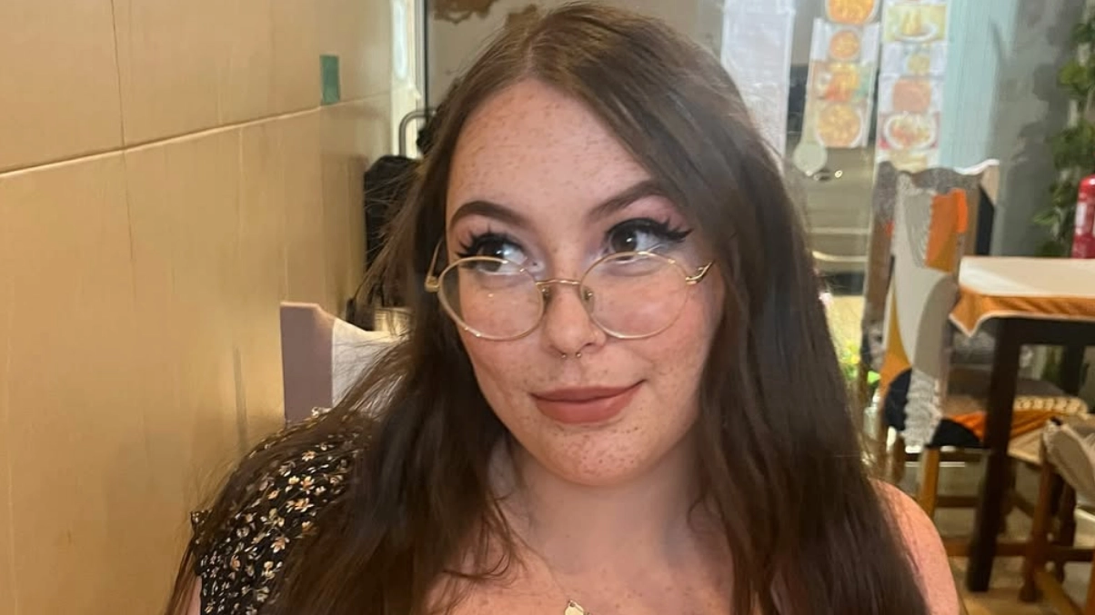 Rare condition explained as woman with 'biggest boobs in the UK' banned from wearing bikini