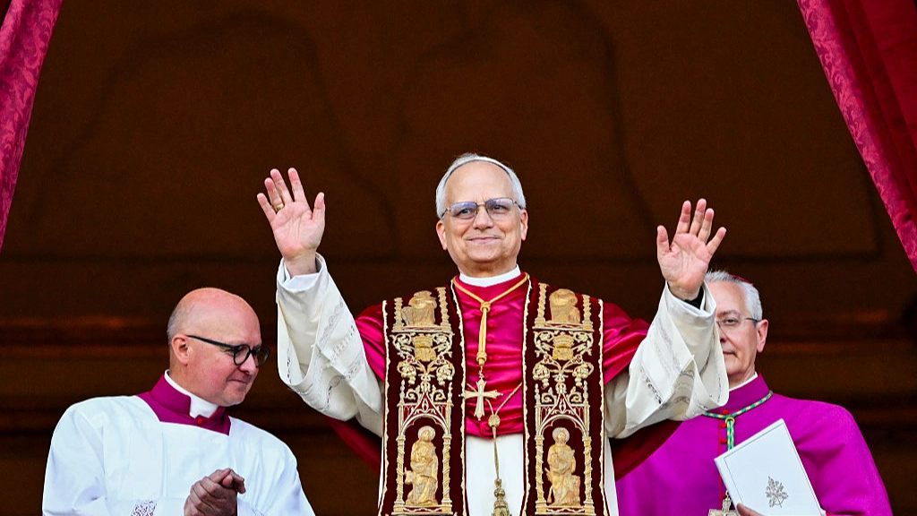Inside grand palace new Pope Leo XIV could live in with major change from Pope Francis