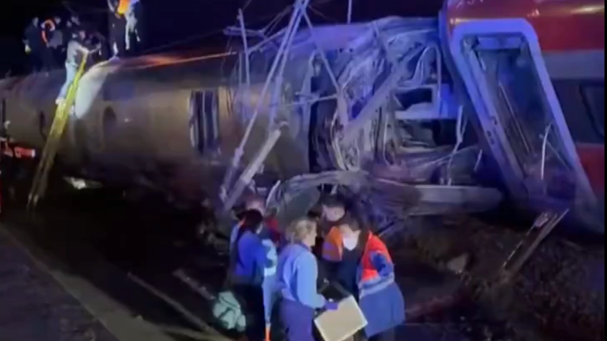 At least 39 killed in high-speed train crash in Spain as desperate rescue mission launched