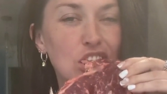 Risks of carnivore diet after woman revealed shocking impact only eating meat, eggs and butter had on her body