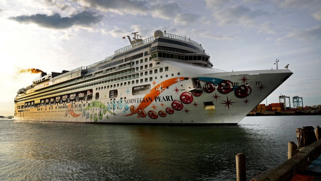 Man who went on 2,000-passenger nude cruise explained what it was really like onboard