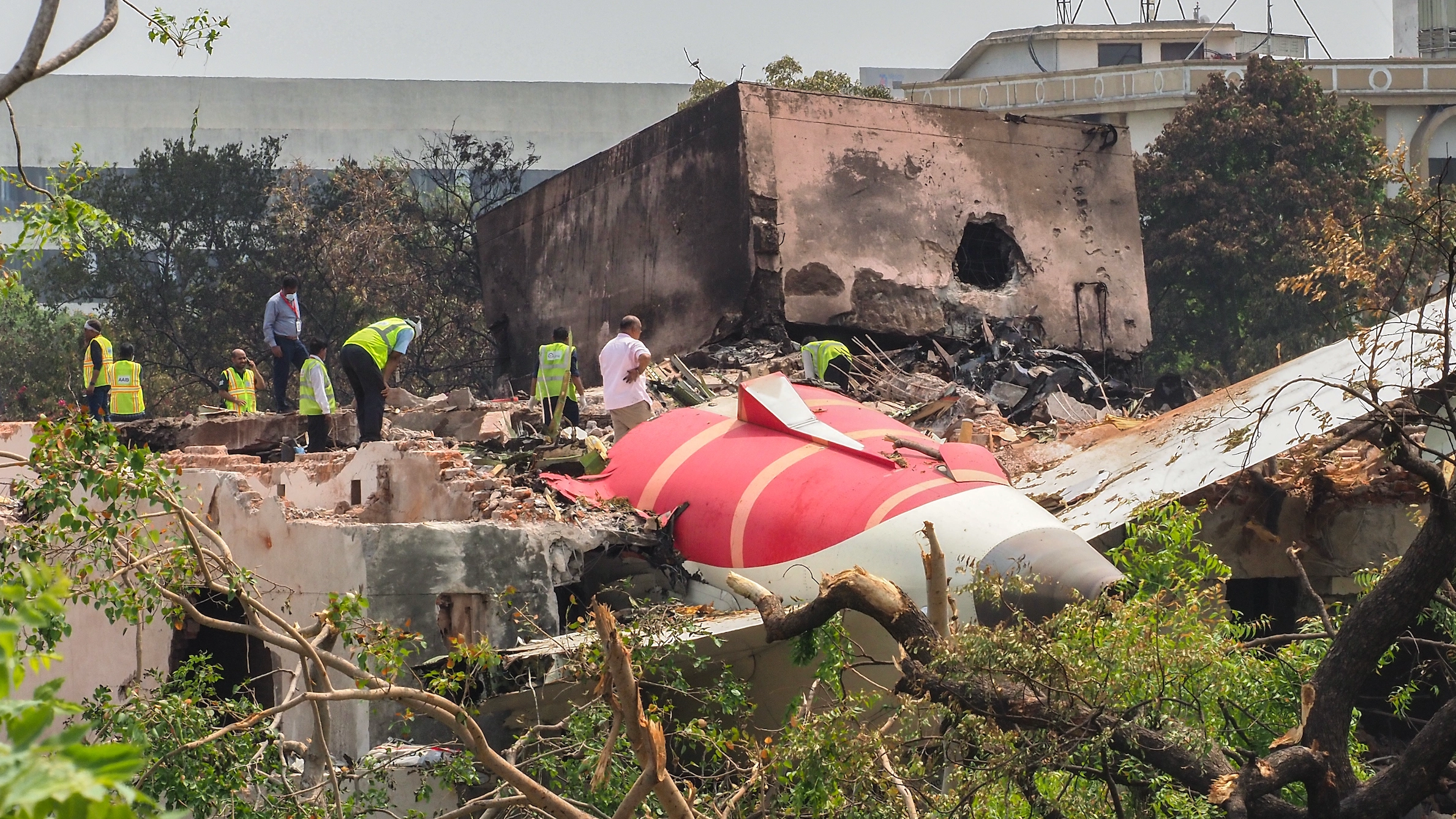 Major update in Air India crash investigation as authorities identify potential cause of plane going down