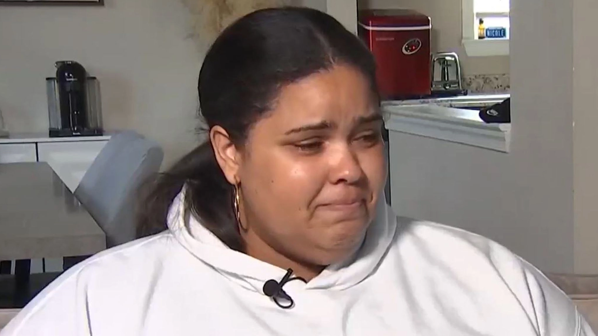 Woman shocked after turning up for driver's license to be told she couldn’t because ‘she was dead’