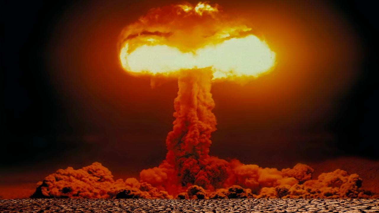 Expert reveals what the first minutes of a nuclear attack look like and it’s absolutely ‘horrifying’