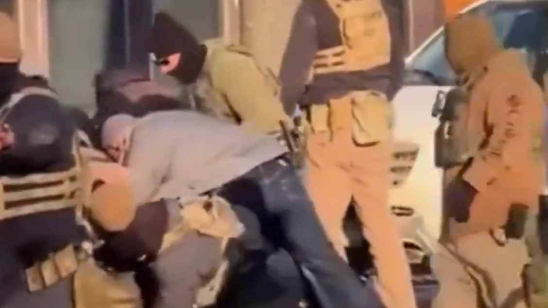 Video footage of attack reveals disturbing detail as man shot dead by federal agents identified