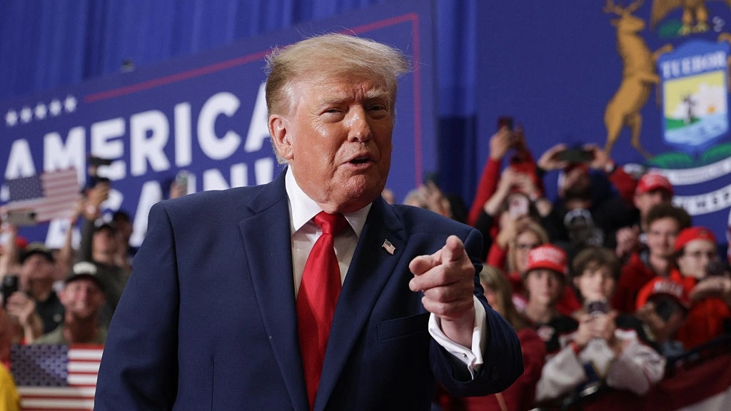 Donald Trump hits back at Barack Obama’s 'Saddam Hussein opened a Cheesecake Factory' jibe