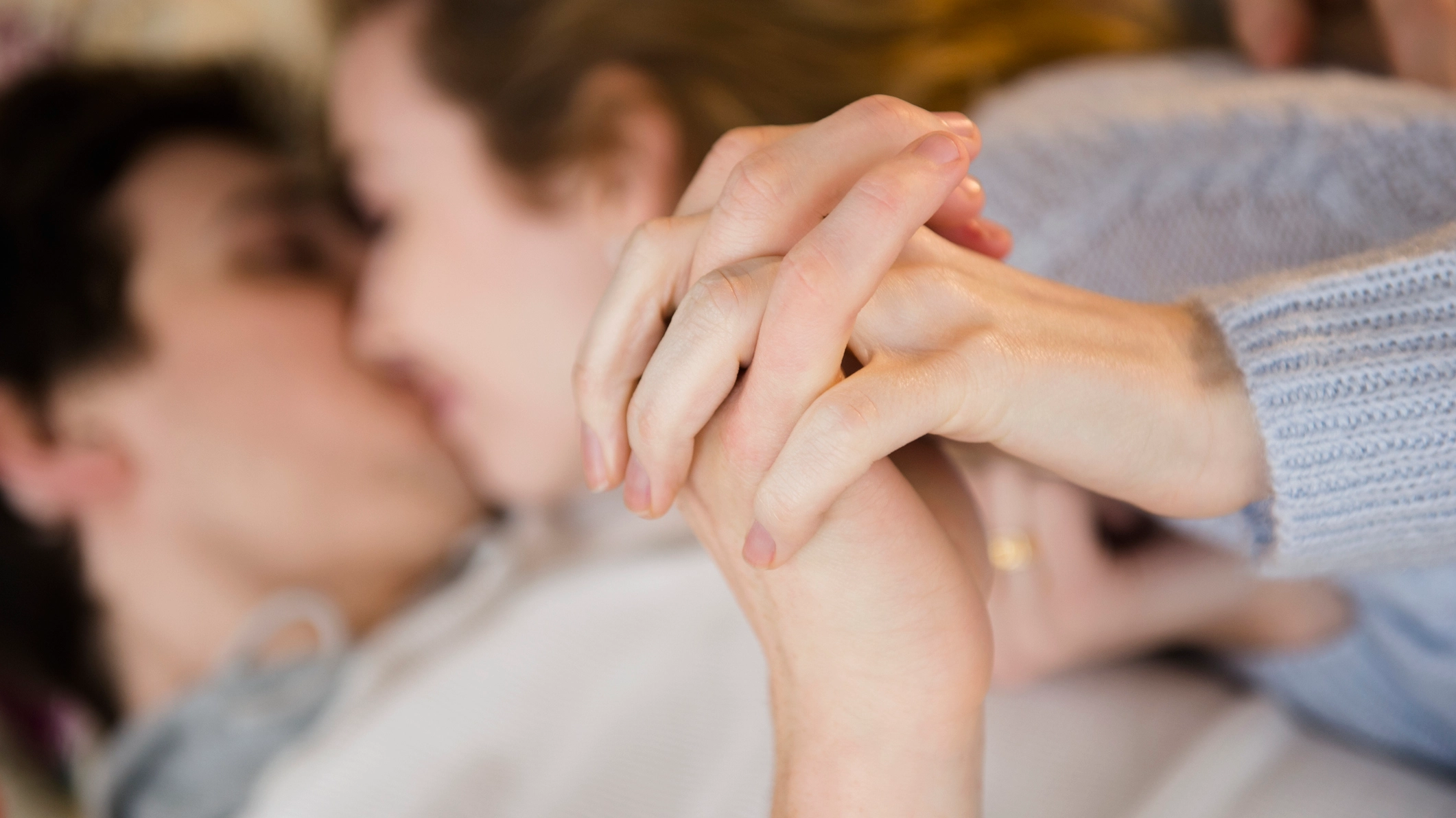 Sex expert explains why new ‘hotwifing’ trend has become so popular and how it’s ‘saving relationships’