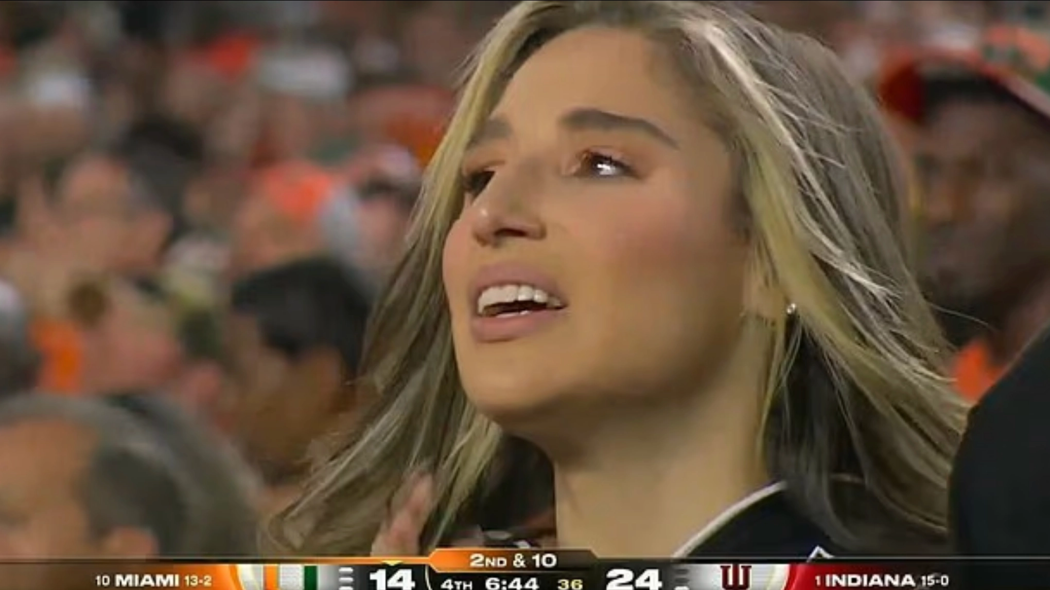 Adult star issues public apology after camera cut to her at football game