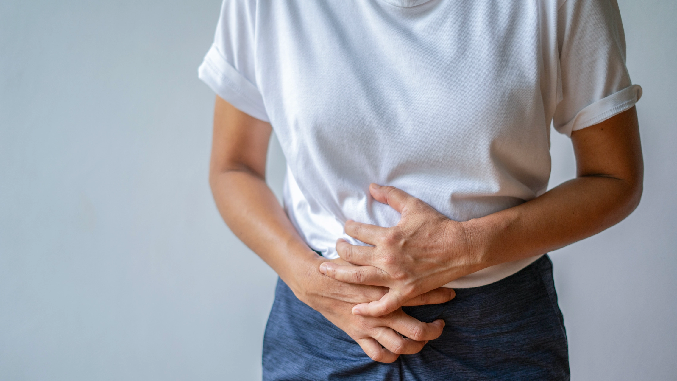 Woman with stage four colon cancer shares symptom doctor dismissed 10 months before diagnosis