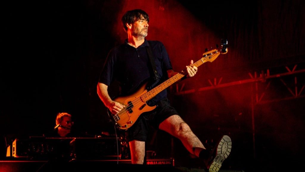 Blur's Alex James announces 'unforgettable' Britpop tour and tickets go on sale this week