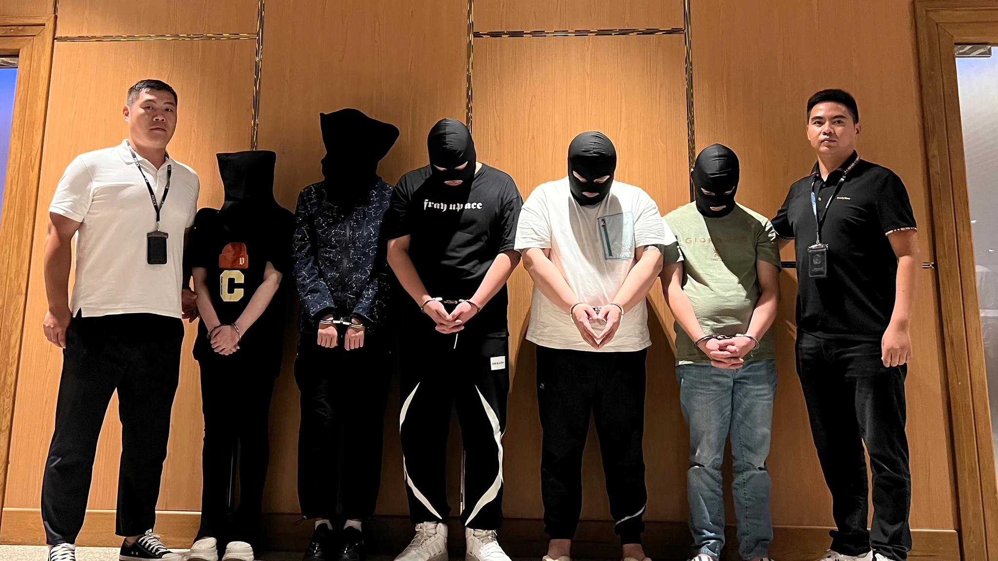 Eleven members of mafia family that made more than a billion a year executed
